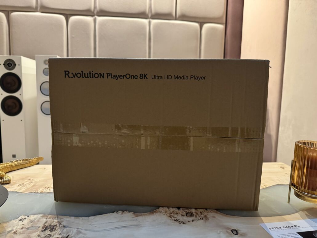 R_Volution PlayerOne 8K im Test HEIMKINOWELTEN.DE